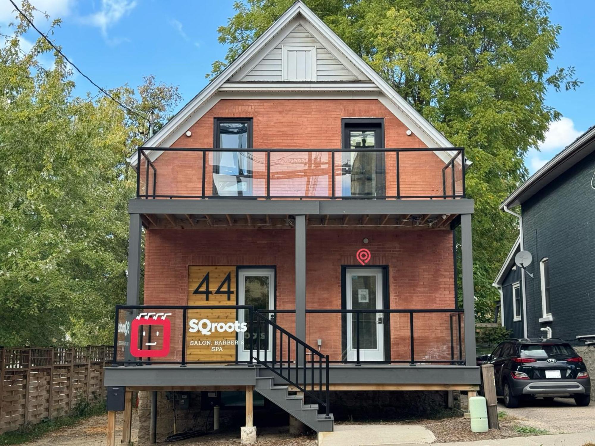Entire 1 Bedroom Apartment Across From Google - Br5 Kitchener Extérieur photo